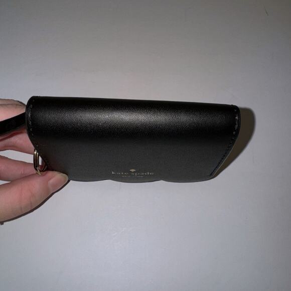 Kate Spade Piper Magnolia Street Leather Key Chain Ring Wallet Black Scalloped - Picture 5 of 10